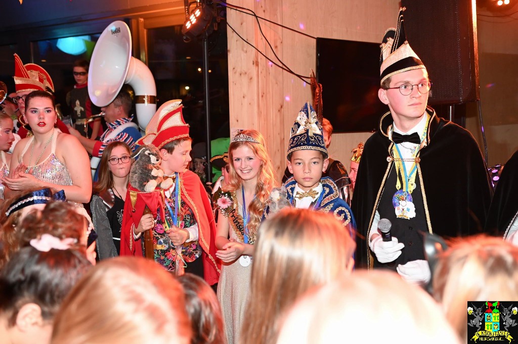 ../Images/Jeugddisco Middeleeuws Carnaval 049.jpg